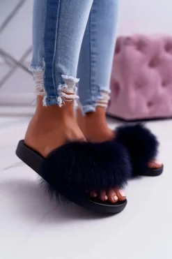 Damskie Klapki z Naturalnym Futerkiem Granatowe Naturis