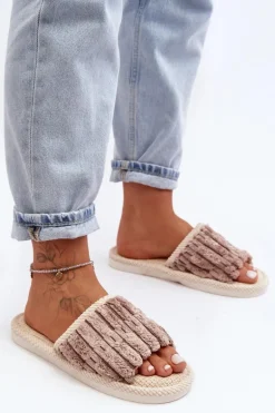 Damskie Klasyczne Kapcie Brązowe Rirovi