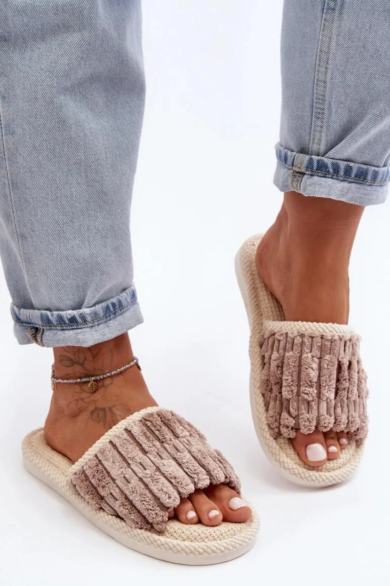 Damskie Klasyczne Kapcie Brązowe Rirovi