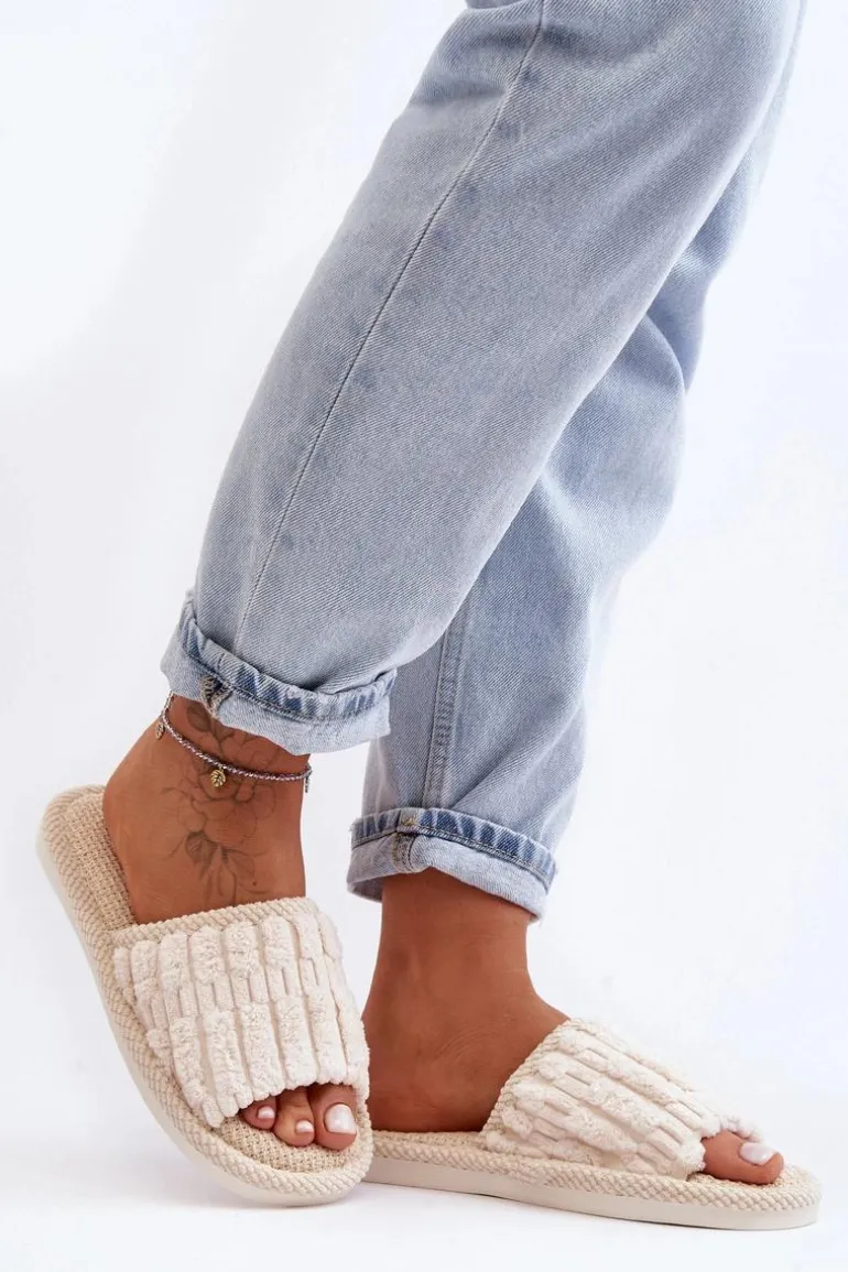 Damskie Klasyczne Kapcie Beżowe Rirovi