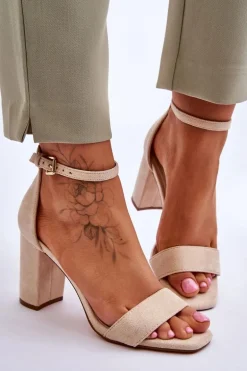 Damskie Klasyczne Zamszowe Sandały Beżowe Passo