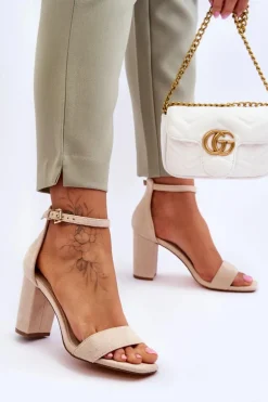 Damskie Klasyczne Zamszowe Sandały Beżowe Passo