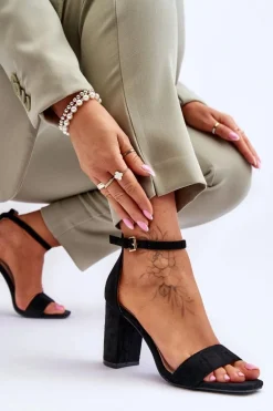 Damskie Klasyczne Zamszowe Sandały Czarne Passo