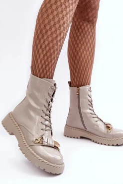 Damskie Lakierowane Botki Workery Z Ozdobą D&A MR870-67 Jasnoszare