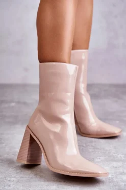 Damskie Lakierowane Botki Kozaki Beżowe Margit