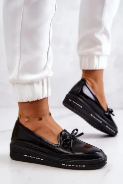 Damskie Lakierowane Mokasyny Na Koturnie Czarne Frilly