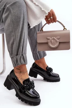 Damskie Lakierowane Półbuty Z Ozdobą Czarne Renesma