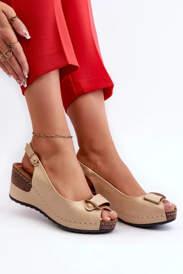 Damskie Lekkie Sandały Na Koturnie Comfort Shoes Beżowe Efravia