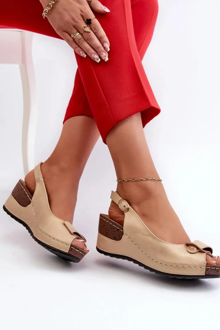 Damskie Lekkie Sandały Na Koturnie Comfort Shoes Beżowe Efravia