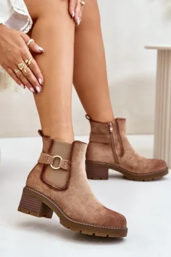 Damskie Ocieplane Botki Sztyblety Na Obcasie Ze Złotym Detalem Eko Zamszowe Jasnobrązowe Mailta