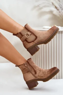 Damskie Ocieplane Botki Sztyblety Na Obcasie Ze Złotym Detalem Eko Zamszowe Jasnobrązowe Mailta