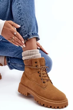 Damskie Ocieplane Trapery Camel Cross Jeans MM2R4011C