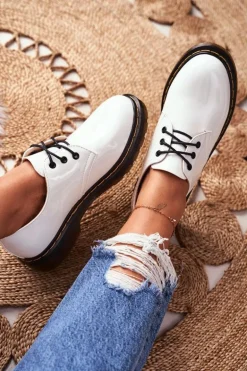 Damskie Półbuty Lakierowane Białe Do It Better!