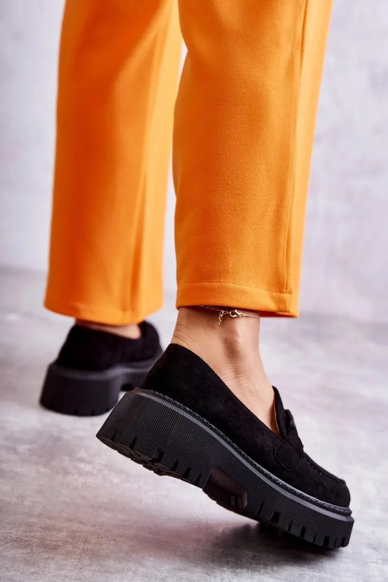 Damskie Półbuty Zamszowe Z Ozdobą Czarne Leeza