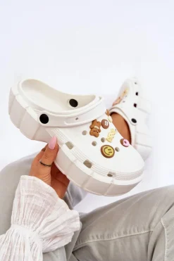 Damskie Piankowe Klapki Kroksy Z Ozdobami Białe Marlett