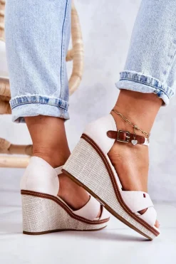 Damskie Sandały Na Koturnie Beżowe Veenus