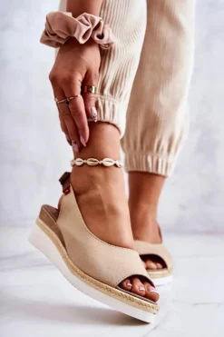 Damskie Sandały Na Koturnie Big Star JJ276049 Beżowe