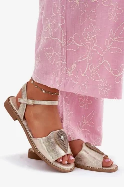 Damskie Sandały Na Płaskim Obcasie Z Ozdobą S.Barski KV51-098 Złote