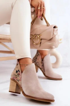 Damskie Skórzane Botki Na Słupku Maciejka Jasnobeżowe 04492