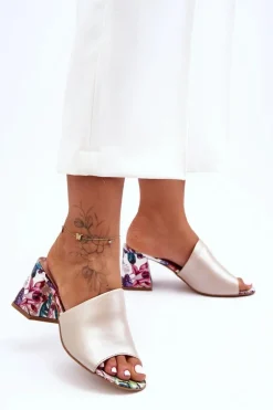 Damskie Skórzane Klapki Na Obcasie Lewski Shoes 3209/K Perłowe Beżowe