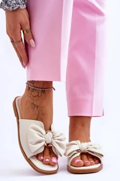 Damskie Skórzane Klapki Z Kokardą Białe Becky