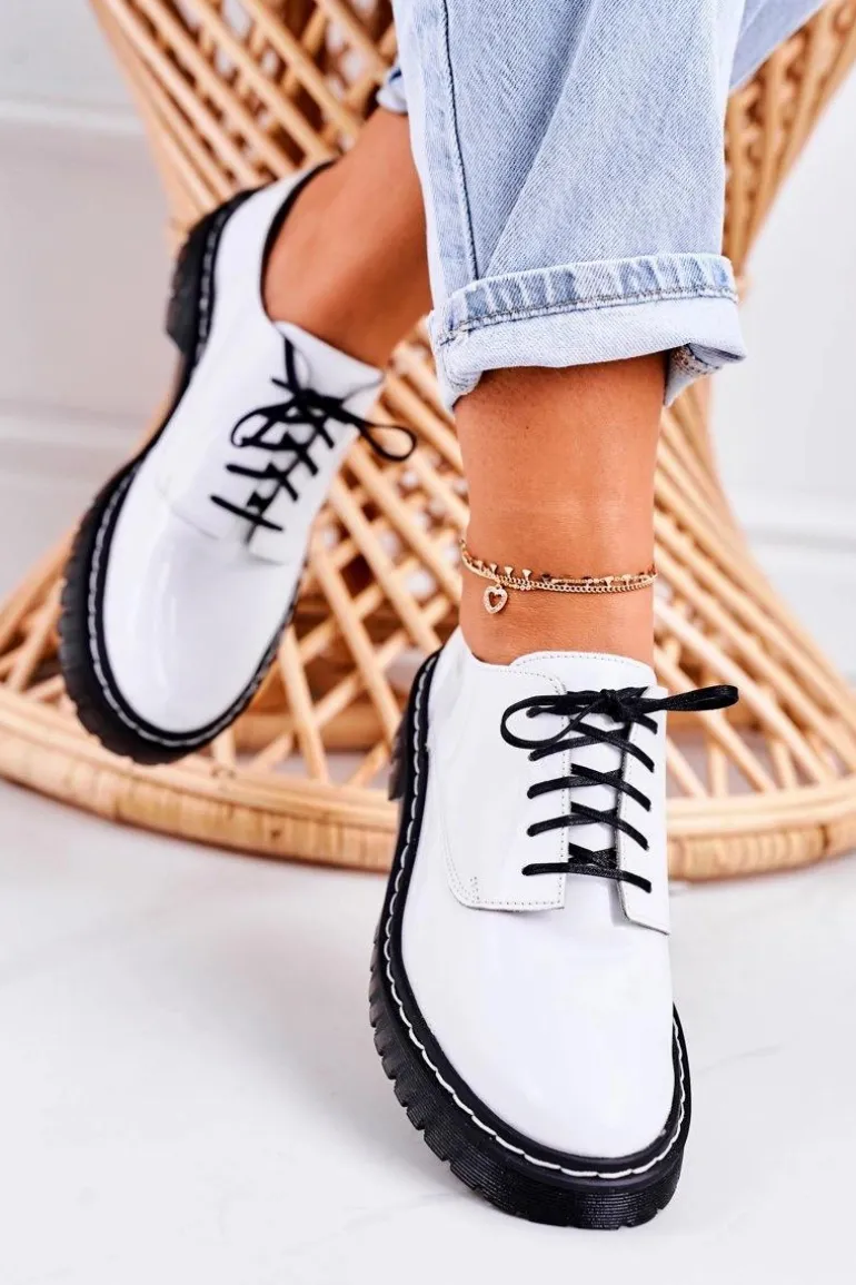 Damskie Skórzane Półbuty Oxfordy Maciejka 04087-11 Białe Lakierowane