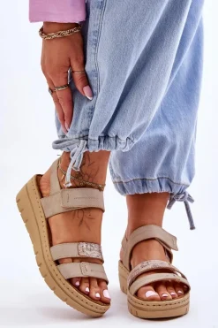 Damskie Skórzane Sandałki Na Rzep Beżowe Fresh Look