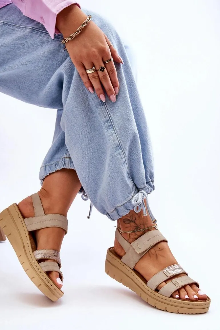 Damskie Skórzane Sandałki Na Rzep Beżowe Fresh Look