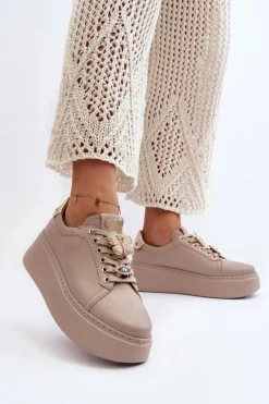 Damskie Skórzane Sneakersy Z Ozdobami CheBello 4292 Beżowe