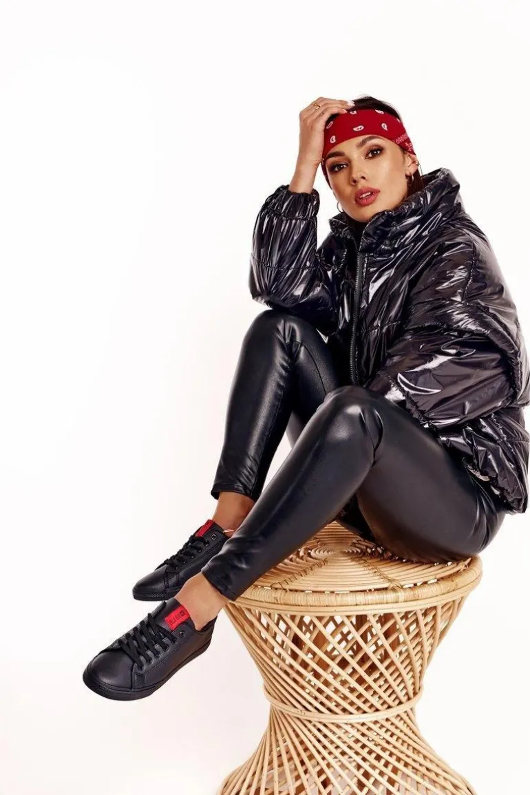 Damskie Skórzane Tenisówki Z Tasiemką BIG STAR DD274687 Czarne