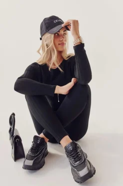 Damskie Sportowe Buty Cross Jeans II2R4018C Czarne