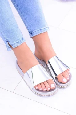 Damskie Srebrne Klapki z Dżetami Mirock