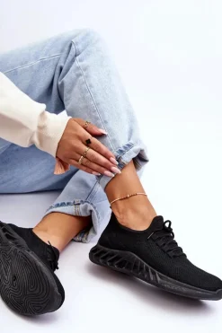 Damskie Wsuwane Materiałowe Sneakersy Czarne Venett
