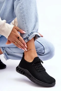 Damskie Wsuwane Materiałowe Sneakersy Czarne Venett