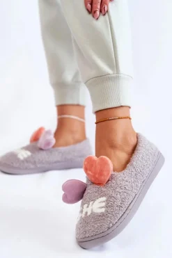 Damskie Wsuwane Papcie Z Sercami Szare Alasca