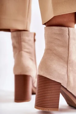 Damskie Zamszowe Botki Na Słupku Z Suwakiem Beżowe Odette