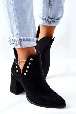 Damskie Zamszowe Botki Z Wycięciami Lewski Czarne 3075