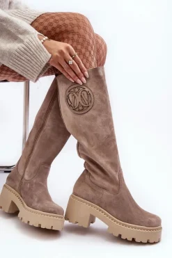 Damskie Zamszowe Kozaki Przed Kolano Ciemnobeżowe Lewski 3367