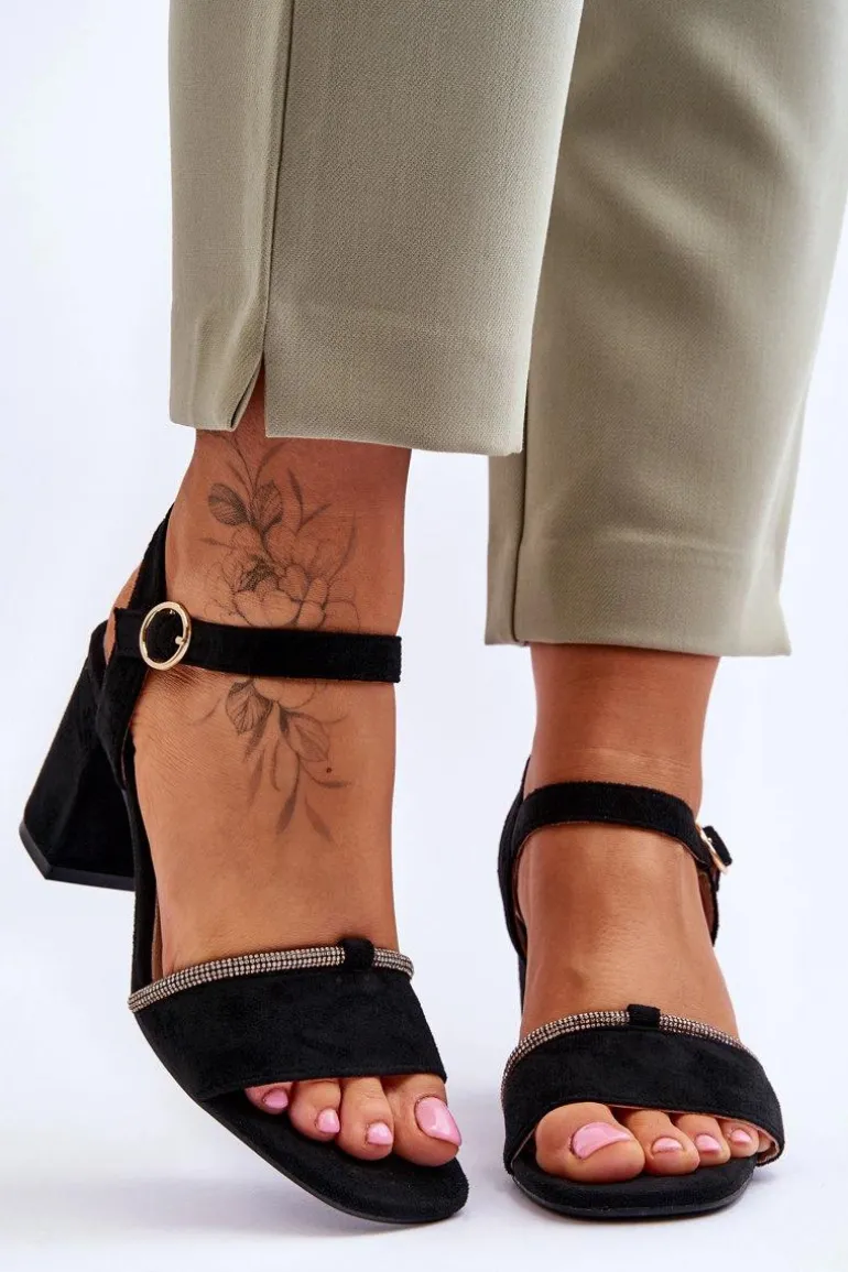 Damskie Zamszowe Sandały Na Niskim Słupku Czarne Loredo