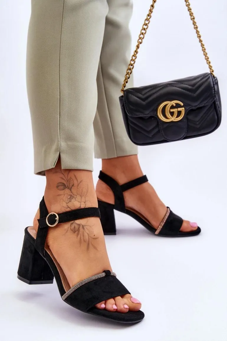 Damskie Zamszowe Sandały Na Niskim Słupku Czarne Loredo