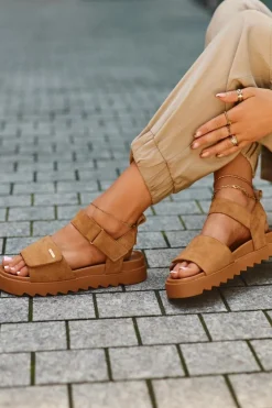 Damskie Zamszowe Sandały Na Platformie Big Star NN274705 Brązowe