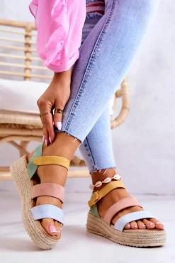 Damskie Zamszowe Sandały Na Sprzączkę Pastelowe Corestra