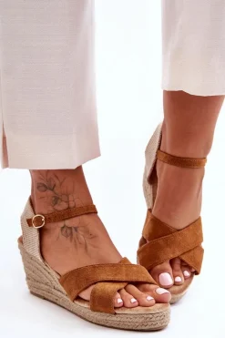 Damskie Zamszowe Sandały Na Plecionym Koturnie Camel Tessa