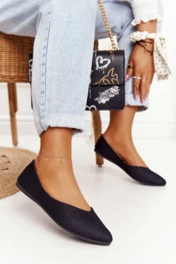 Delikatne Baleriny W Szpic Vinceza 2209 Czarne