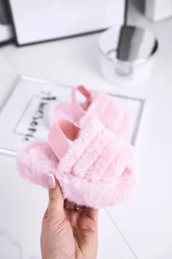 Dziecięce klapki z futerkiem i gumką różowe Fluffy