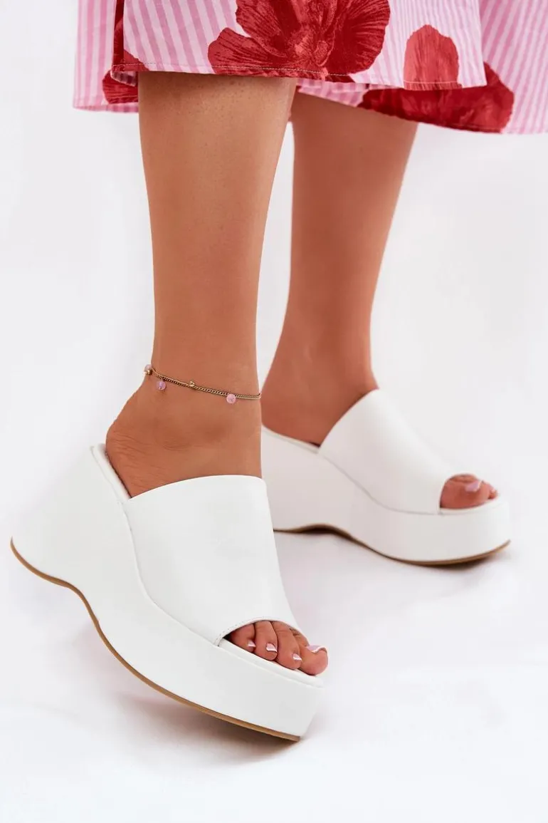 Eko Skórzane Klapki Damskie Na Platformie I Koturnie Białe Kisoffi