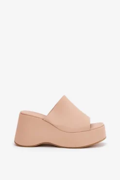 Eko Skórzane Klapki Damskie Na Platformie I Koturnie Beżowe Kisoffi