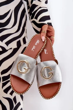 Eko Skórzane Płaskie Klapki Damskie Z Ozdobnym Detalem Srebrne Frelie