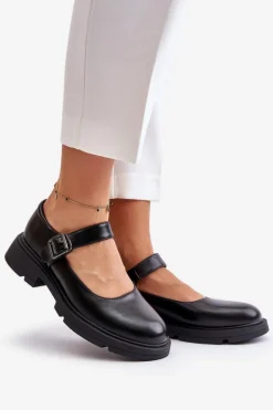 Eko Skórzane Półbuty Damskie Z Paskiem Czarne Vinceza 62179