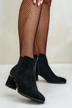 Eko Zamszowe Botki Na Słupku Zapinane Na Zamek Czarne Sairis